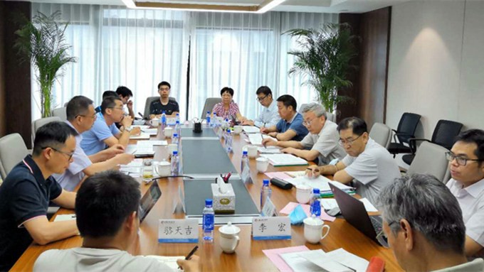 國(guó)家發(fā)改委綜合運(yùn)輸研究所吳文化所長(zhǎng) 一行蒞臨集團(tuán)調(diào)研指導(dǎo)工作