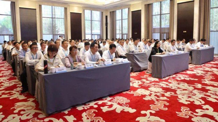 種植文旅人的永恒綠洲——石培文董事長在武威實訓(xùn)基地深入講授集團企業(yè)文化